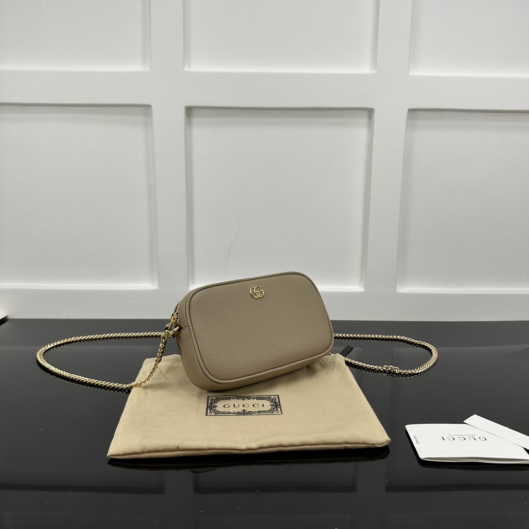 Gucci Satchel Bags